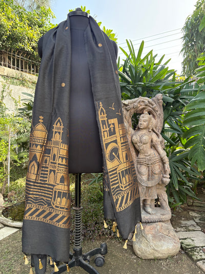 Varuna Ghat Palla Black Matka Georgette Dupatta