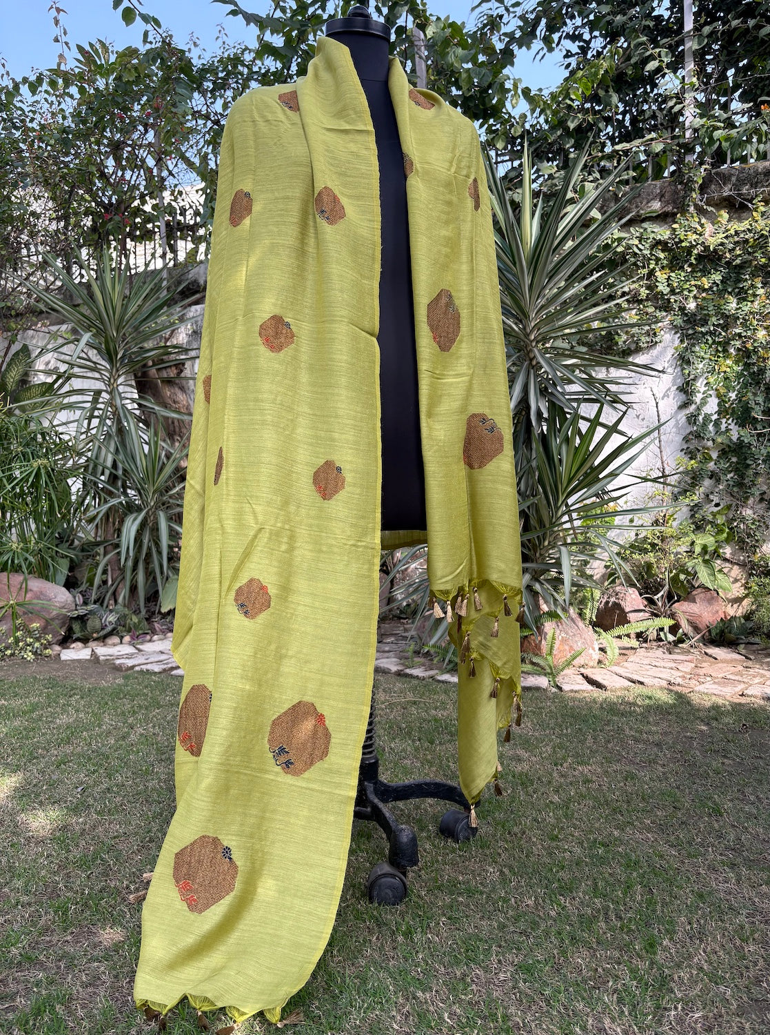 Starfruit Lime Green Matka Georgette Dupatta