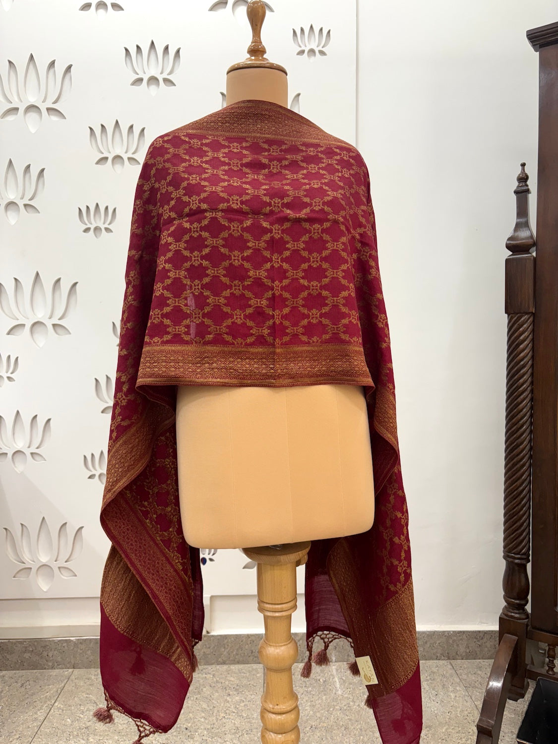 Zooni Maroon Matka Georgette Stole Dupatta