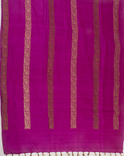 Omaira Magenta Floral Matka Georgette Saree