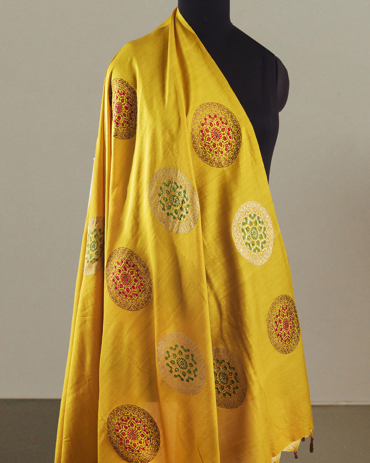 Sundowner Yellow Matka Georgette Saree